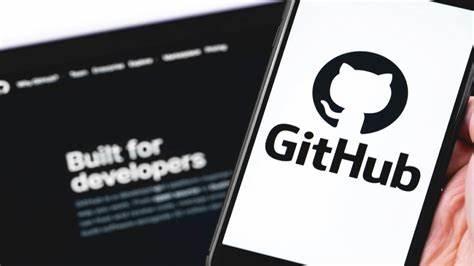 Hackers Secuestran Cuentas de GitHub en Ataque a la Cadena de Suministro que Afecta a Top.gg y Otros
